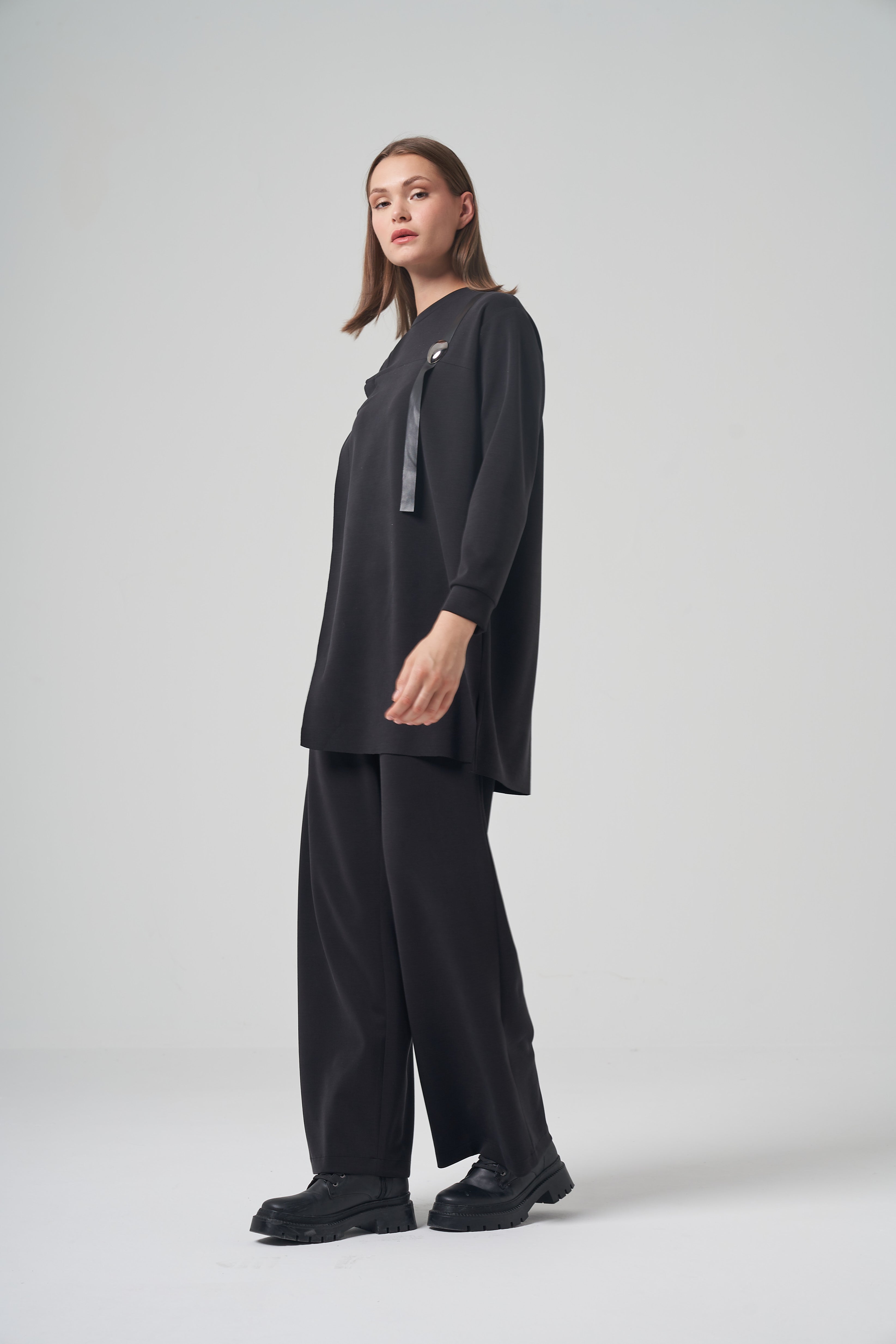 Asymmetric Strap Detail Set