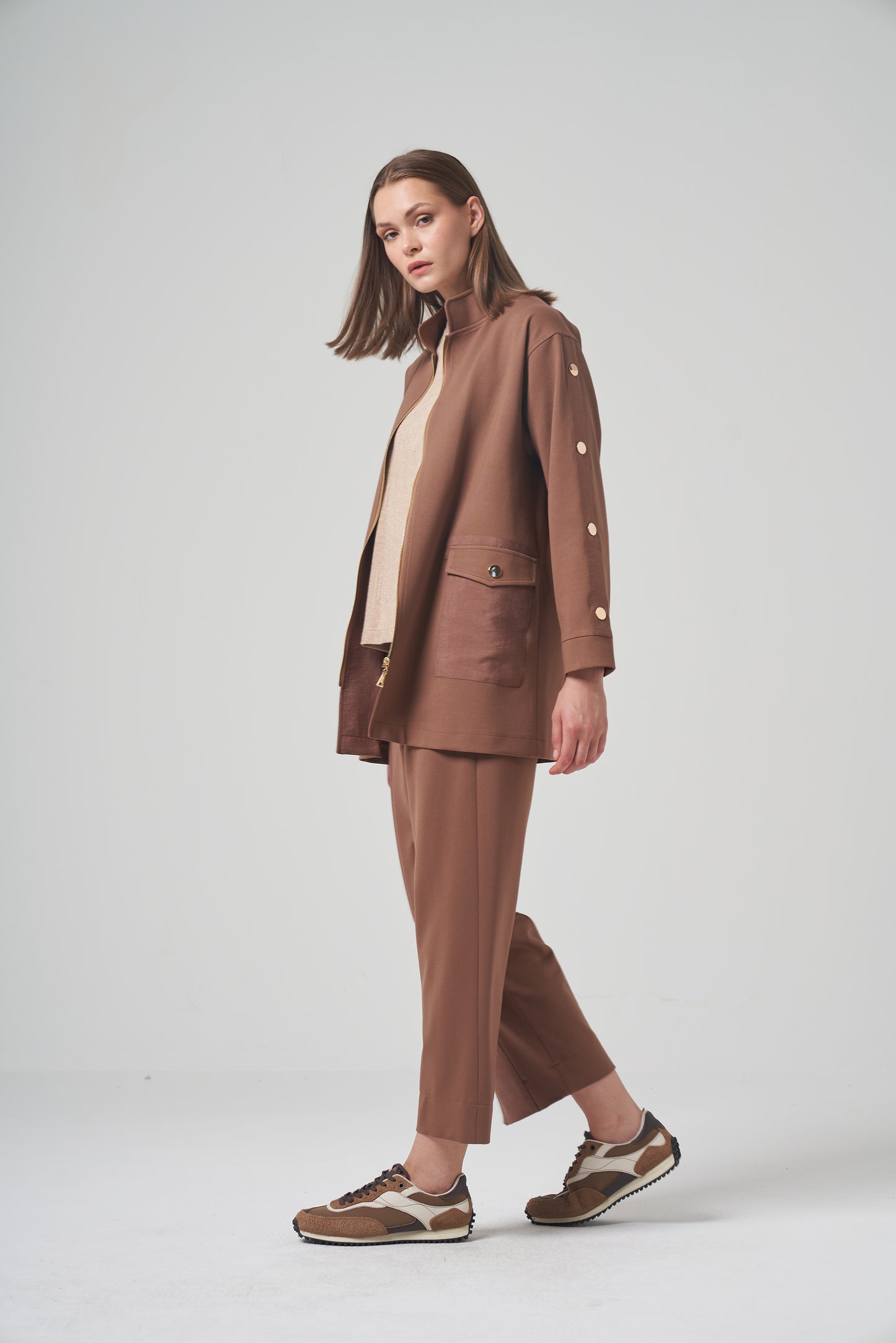 Gold Snap Detail Tobacco Set