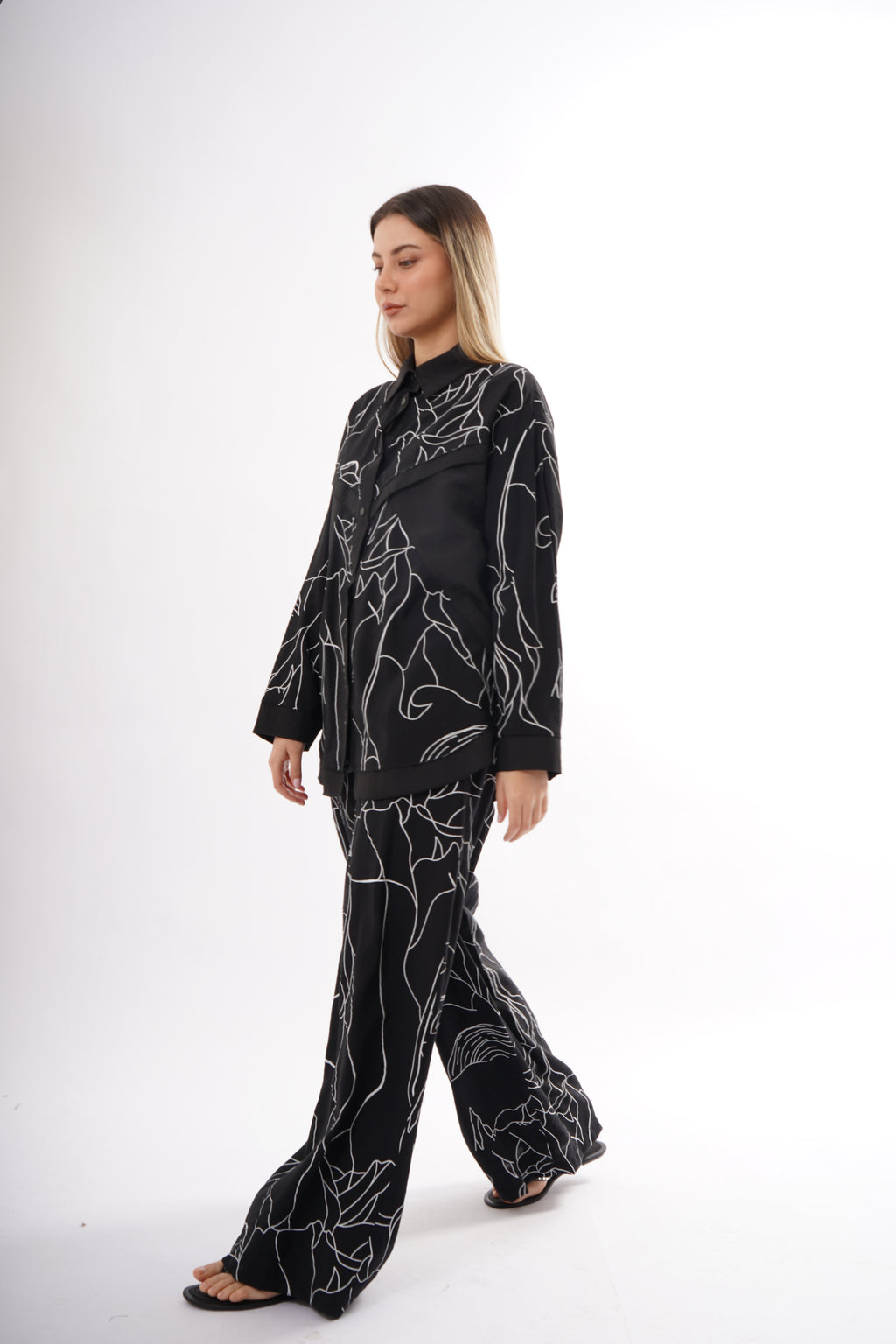 Gallery Contour Set