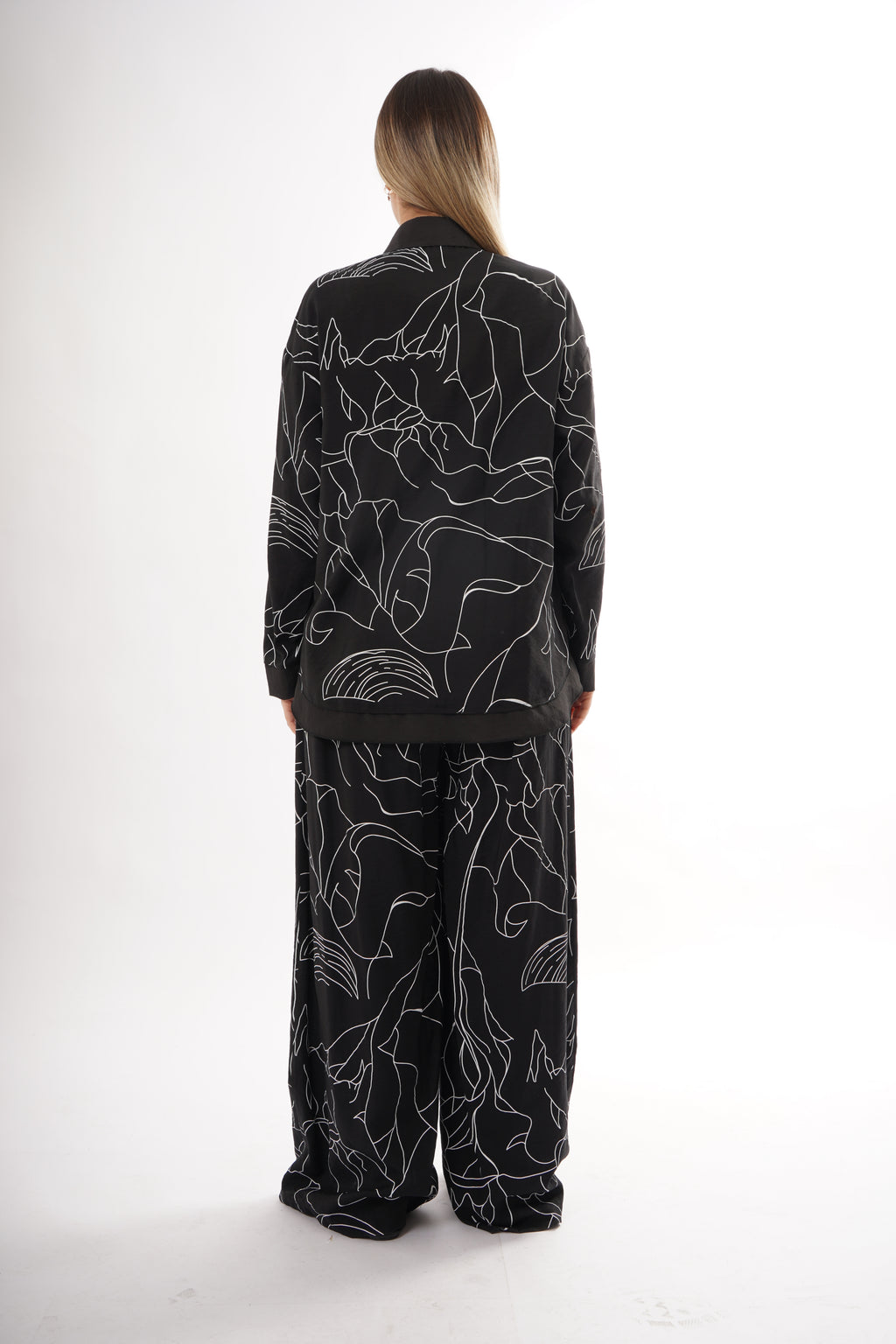 Gallery Contour Set